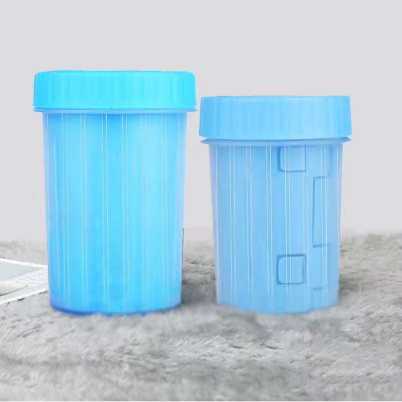 Green small-size pet paw cleaning cup for after-walk cleanup – view 3