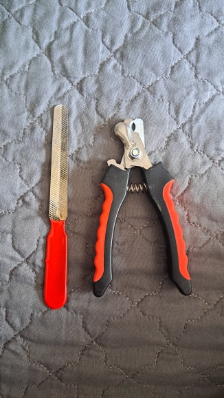 Stainless Steel Pet Nail Clippers – Sickle-Style Dog & Cat Nail Trimmer - View 2